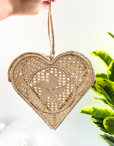 Iraca Palm Bag - Heart Handbag - Choose Color