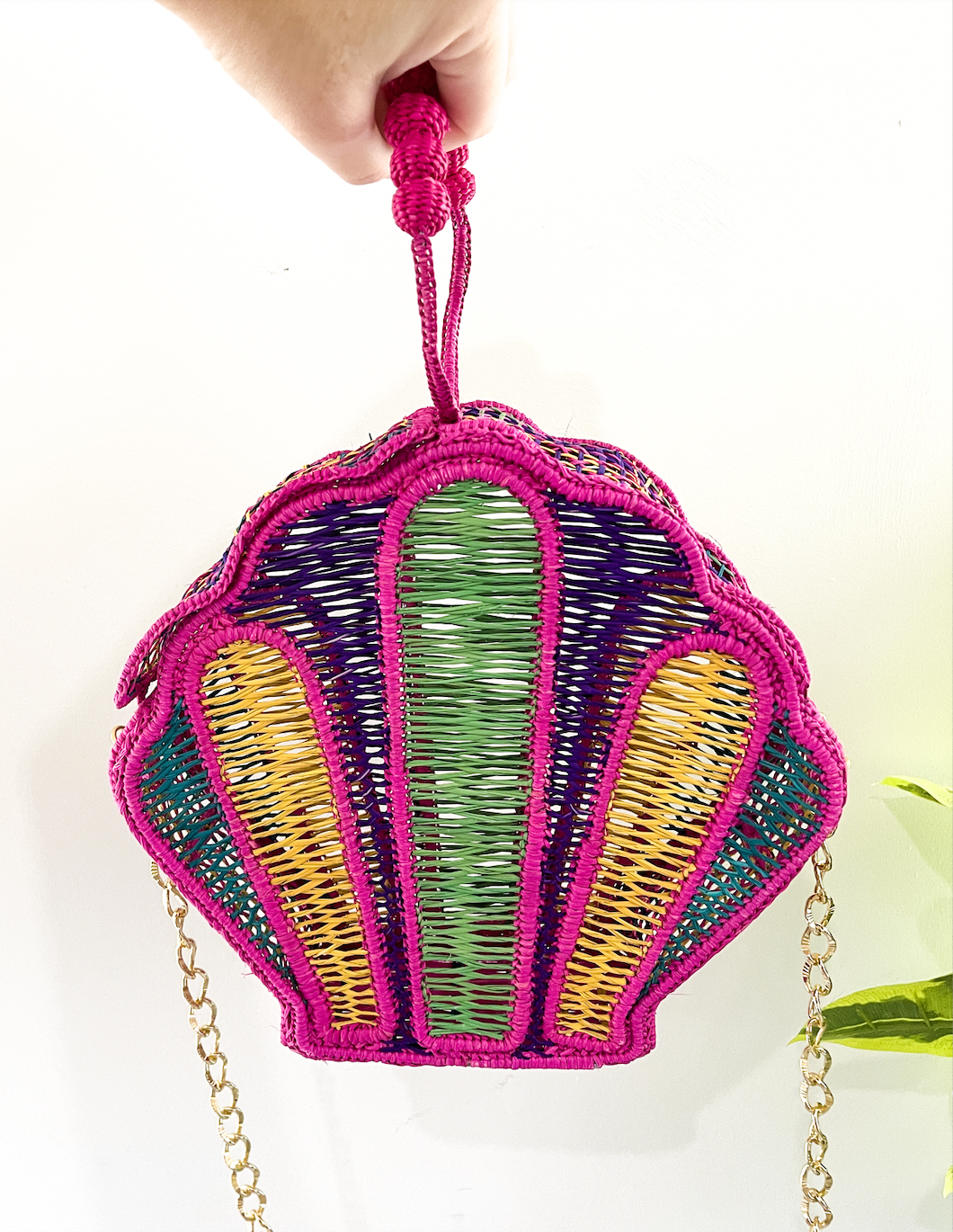 Iraca Palm Bag - Multicolored Shell Crossbody